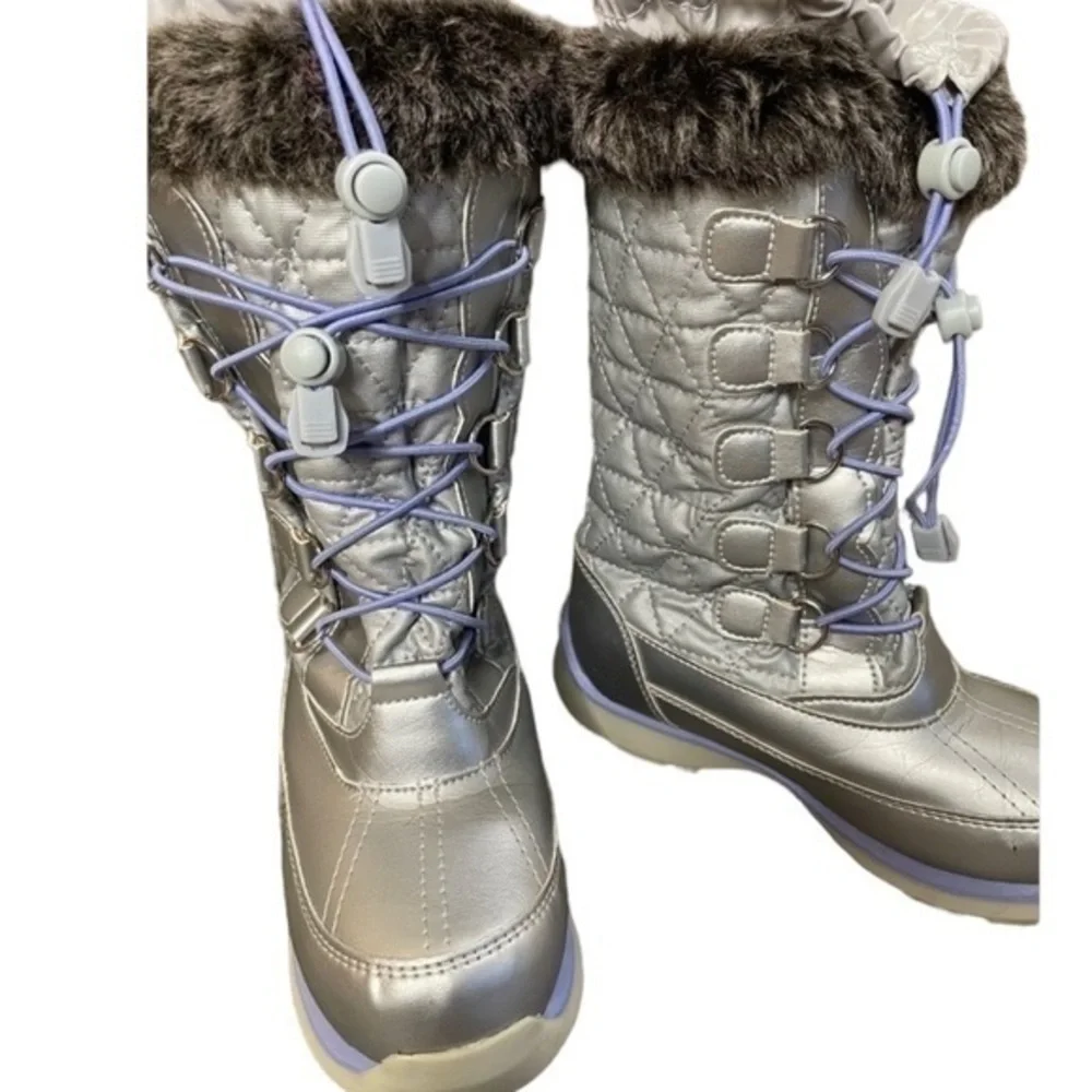 LANDS’ END THERMOLITE INSULATED WATERPROOF SNOW BOOTS SILVER AND PURPLE SZ 3